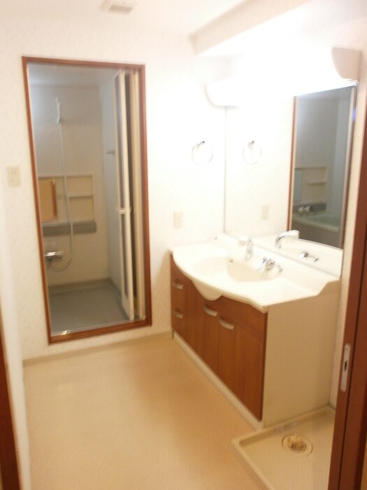 物件内観写真10　(洗面)