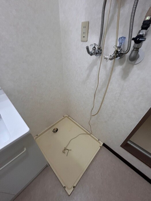 物件内観写真19　(洗濯機置場)