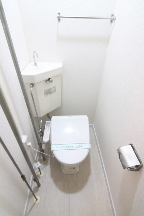 物件内観写真14　(トイレ)