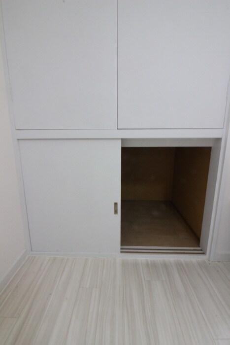 物件内観写真15　(収納)