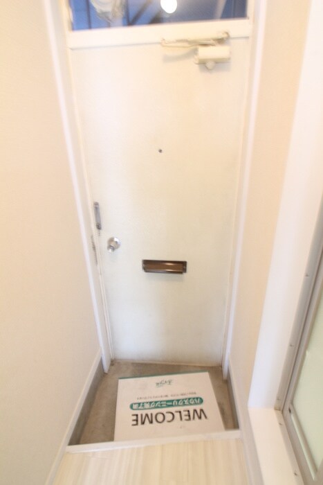 物件内観写真19　(玄関)