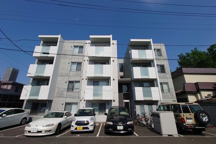 物件外観写真2　(外観写真)