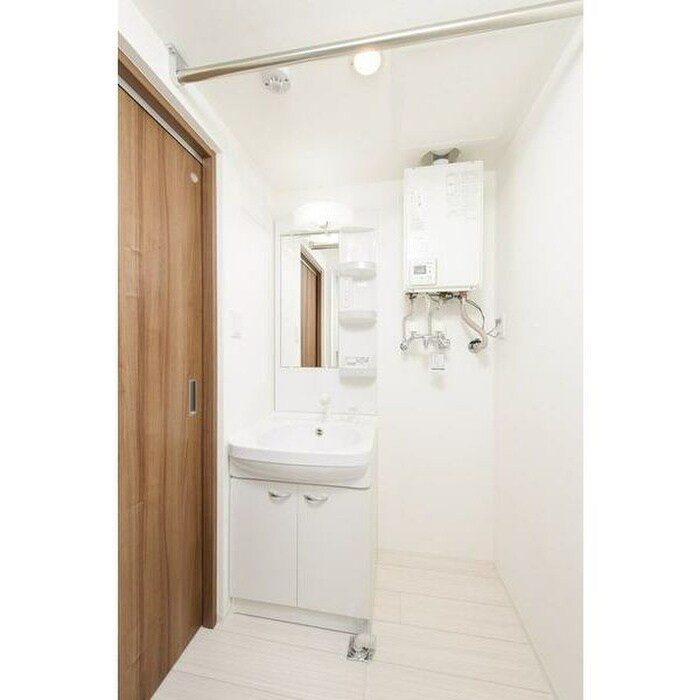 物件内観写真15　(洗面)