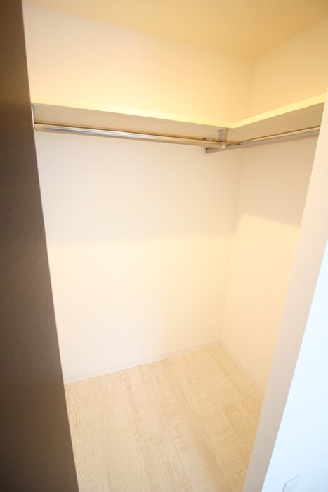 物件内観写真8　(収納)