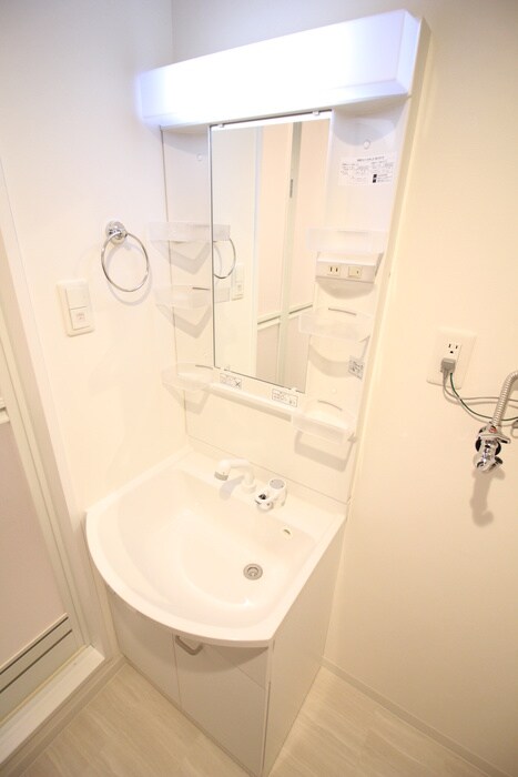 物件内観写真10　(洗面)