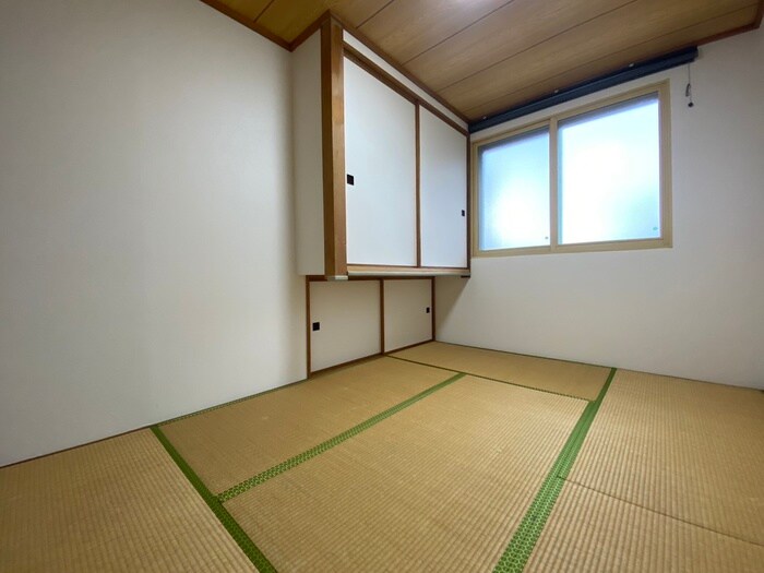 物件内観写真9　(居室)