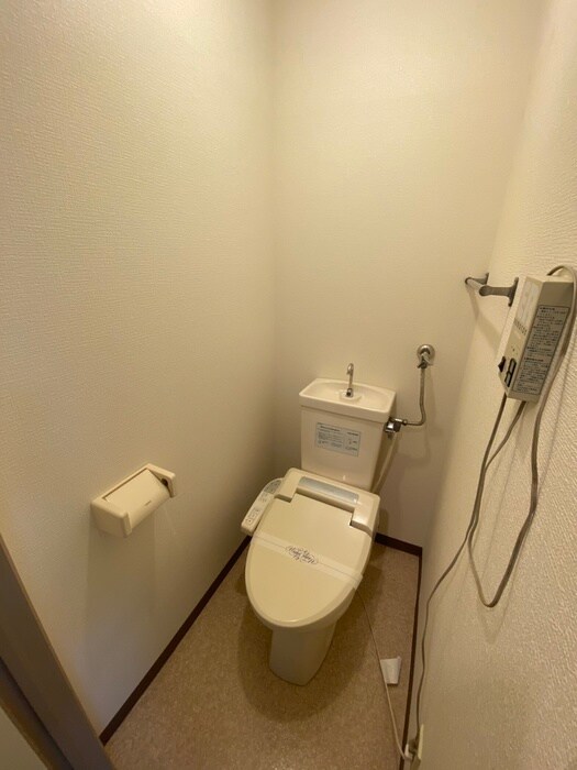 物件内観写真12　(トイレ)