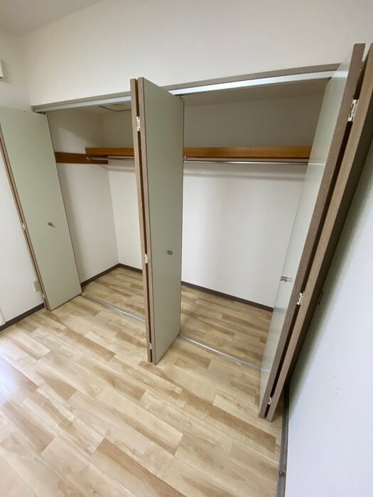 物件内観写真14　(収納)