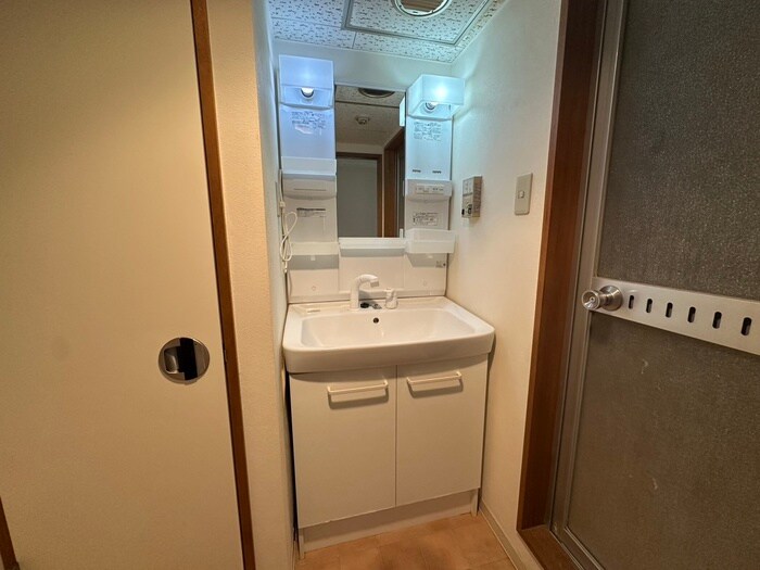 物件内観写真14　(洗面)