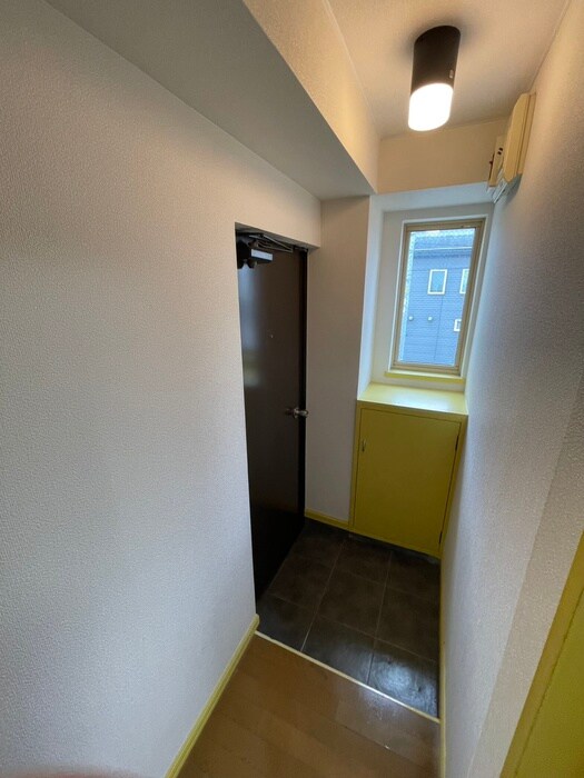 物件内観写真15　(玄関)