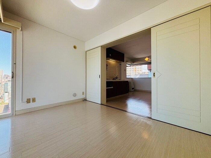 物件内観写真12　(居室)