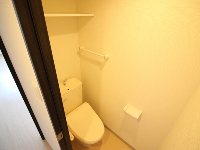 物件内観写真15　(トイレ)