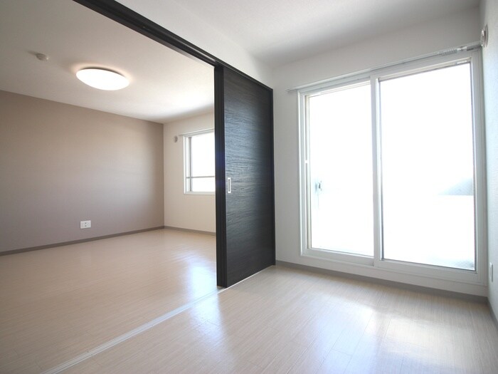 物件内観写真18　(居室)