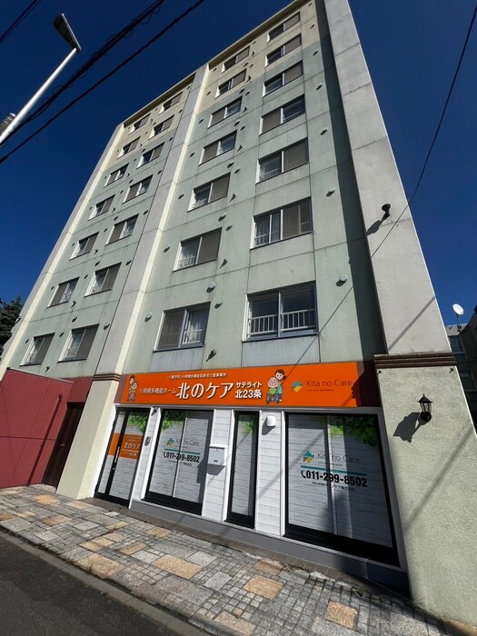 物件外観写真1　(外観写真)