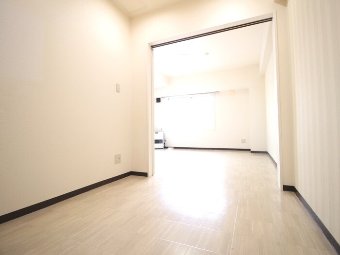 物件内観写真10　(居室)