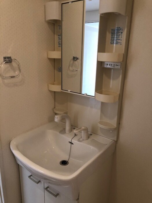 物件内観写真12　(洗面)