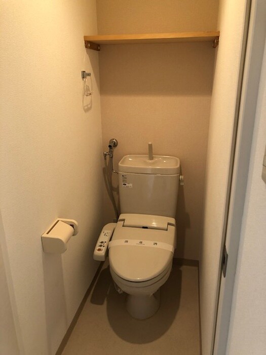 物件内観写真14　(トイレ)