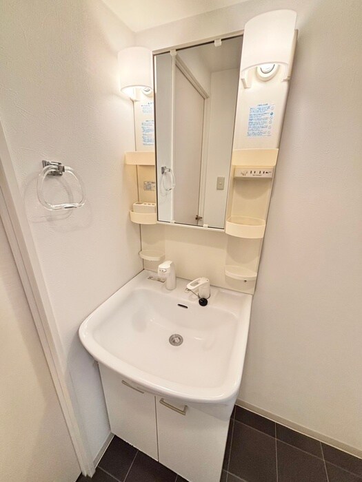 物件内観写真18　(洗面)