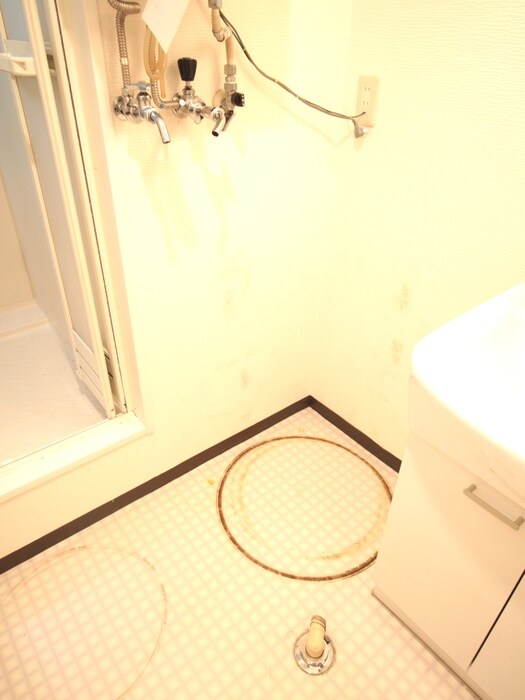 物件内観写真19　(洗濯機置場)