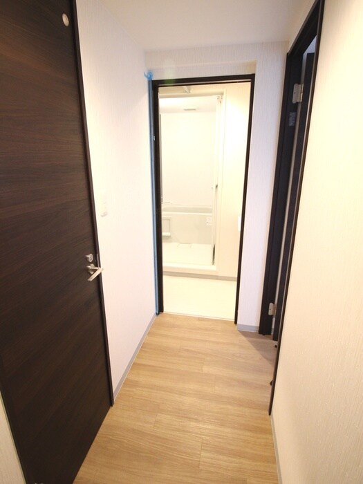 物件内観写真19　(廊下)
