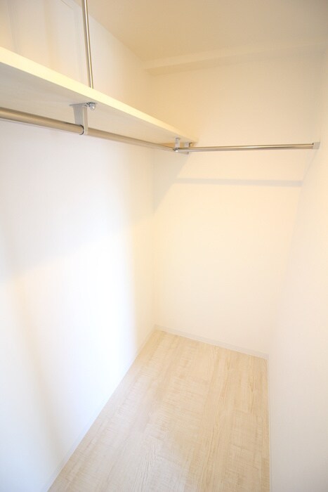 物件内観写真8　(収納)