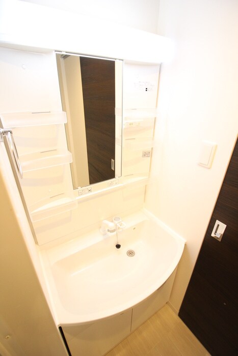 物件内観写真10　(洗面)