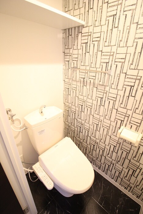 物件内観写真13　(トイレ)