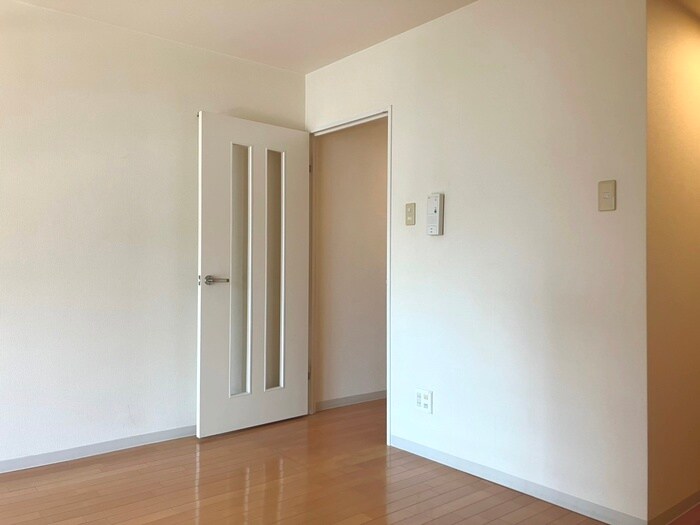 物件内観写真11　(居室)