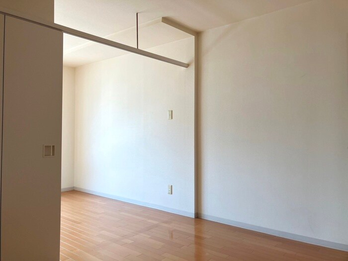 物件内観写真13　(居室)