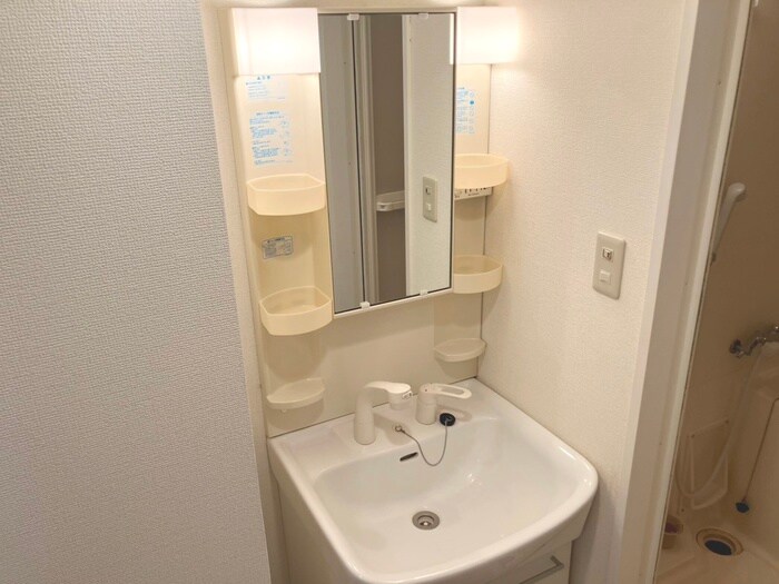 物件内観写真18　(洗面)