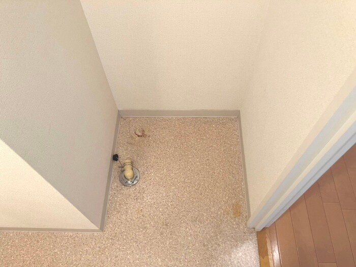 物件内観写真19　(洗濯機置場)