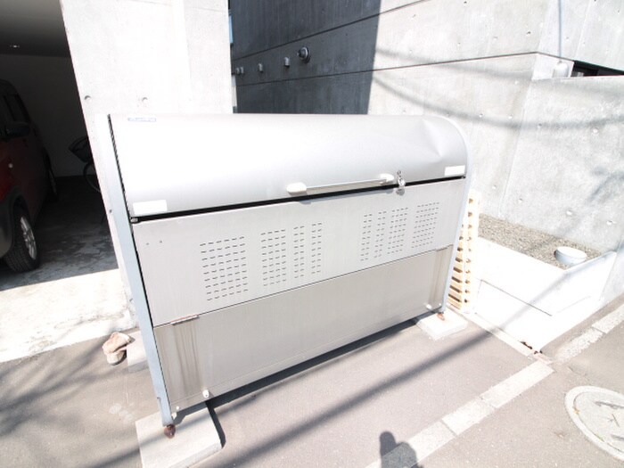 物件外観写真4　(建物設備)