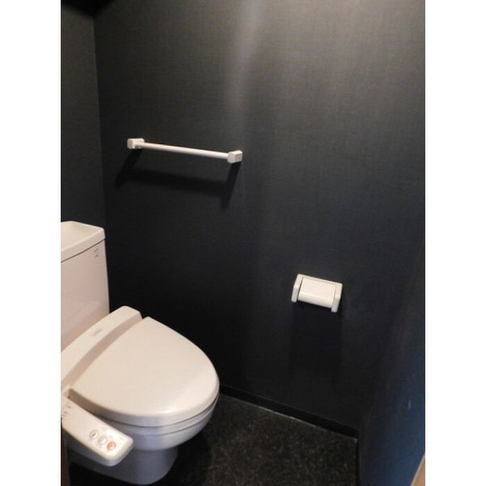 物件内観写真13　(トイレ)