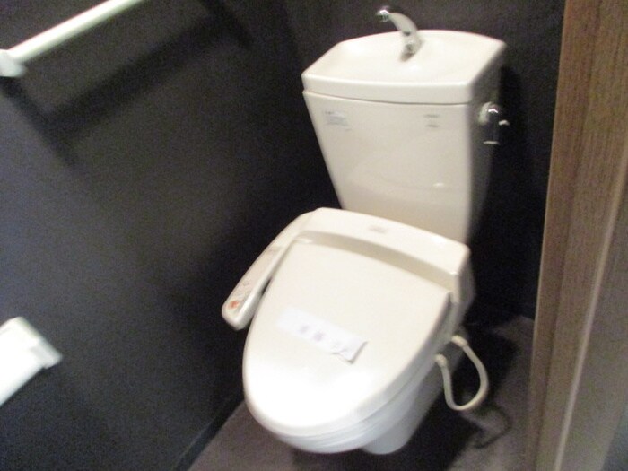 物件内観写真19　(トイレ)