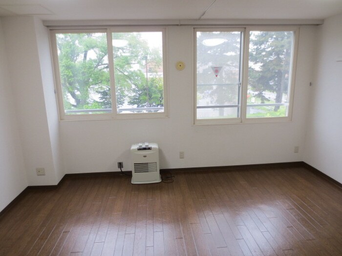 物件内観写真6　(居室)