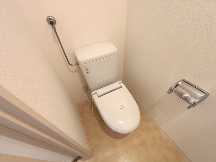 物件内観写真15　(トイレ)