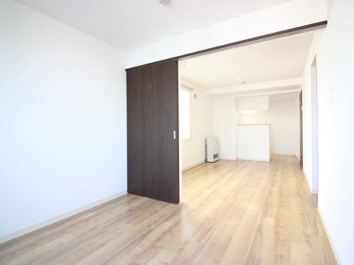 物件内観写真9　(居室)