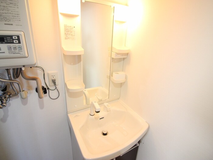 物件内観写真12　(洗面)