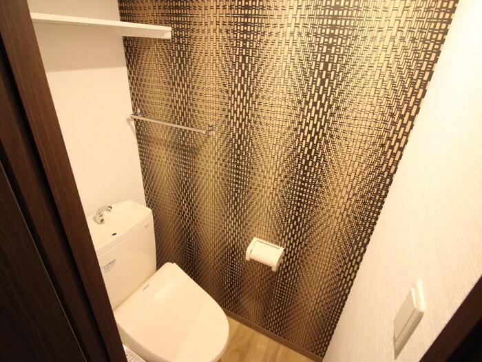 物件内観写真15　(トイレ)