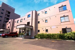リバーサイド共応外観写真