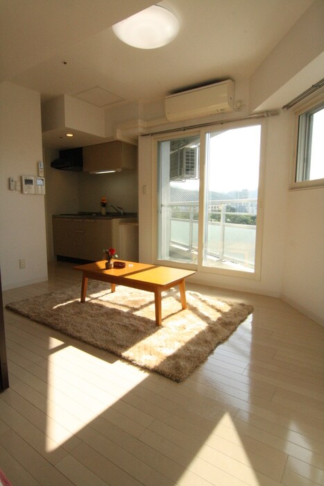 物件内観写真8　(居室)