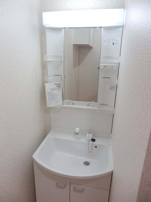 物件内観写真12　(洗面)