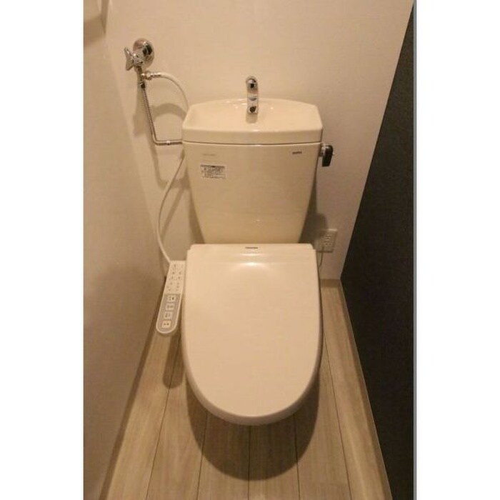 物件内観写真12　(トイレ)