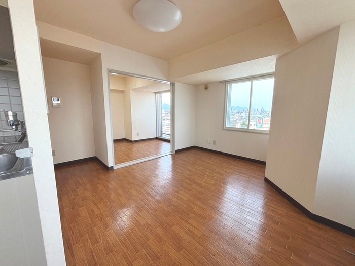 物件内観写真10　(居室)