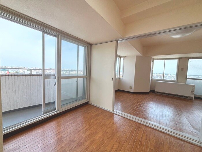 物件内観写真12　(居室)