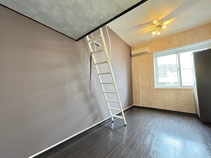 物件内観写真10　(居室)