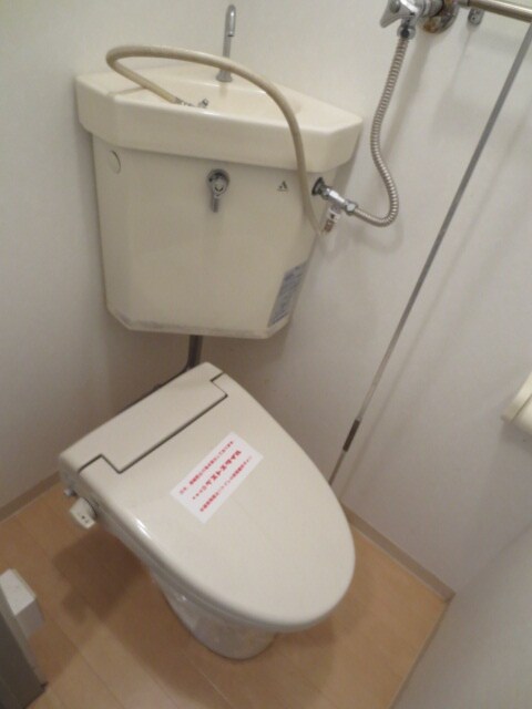 物件内観写真15　(トイレ)