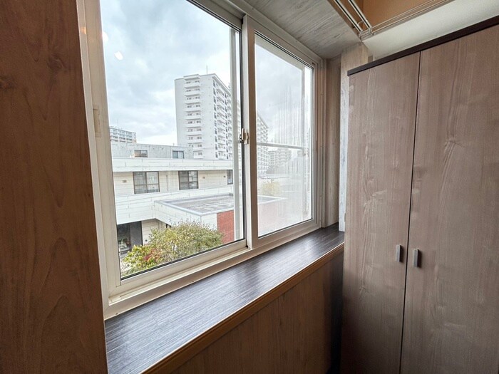 物件内観写真19　(室内からの展望)