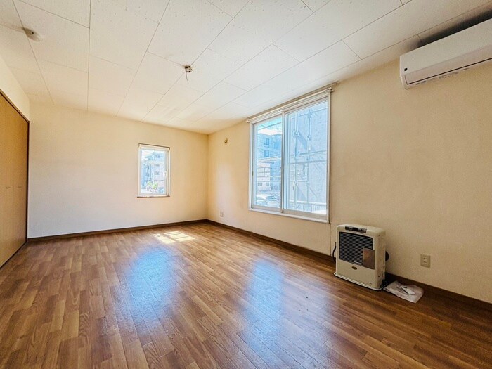 物件内観写真9　(居室)