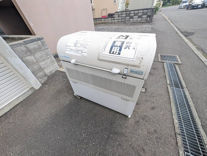 物件外観写真6　(建物設備)